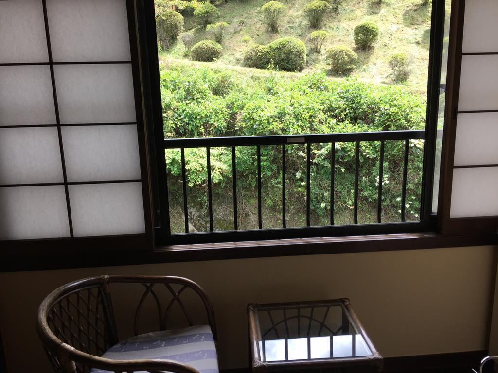 Seifusou Hotel Yufu Kamer foto