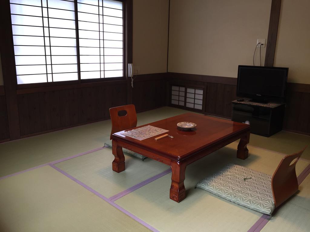 Seifusou Hotel Yufu Buitenkant foto