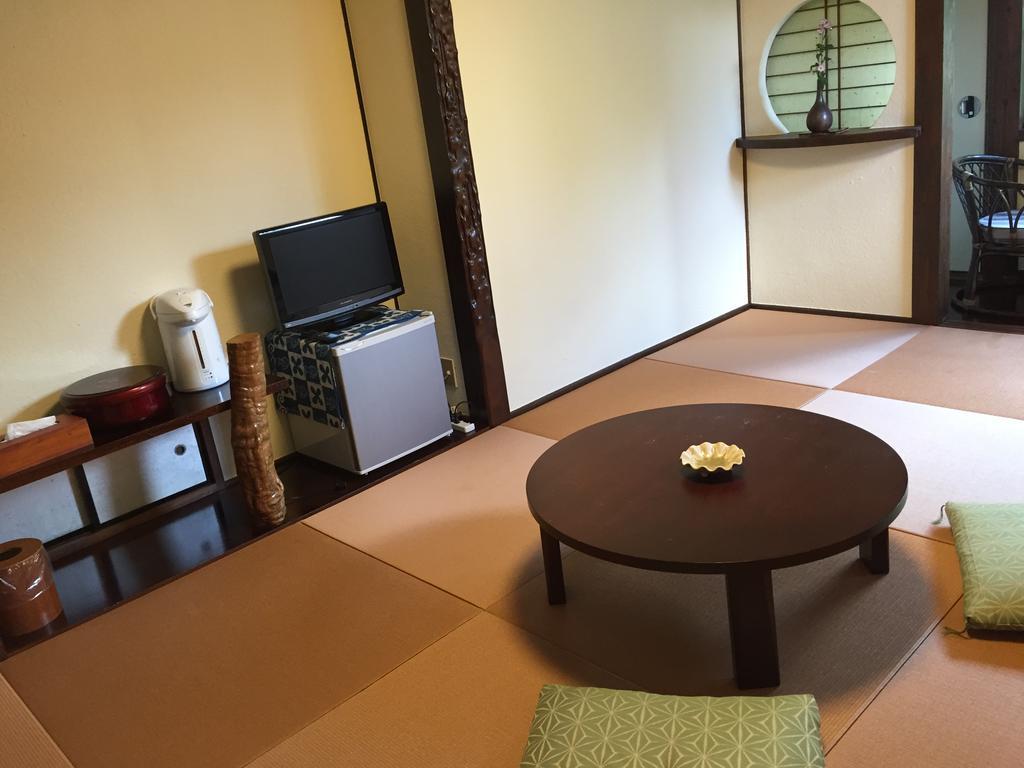 Seifusou Hotel Yufu Kamer foto